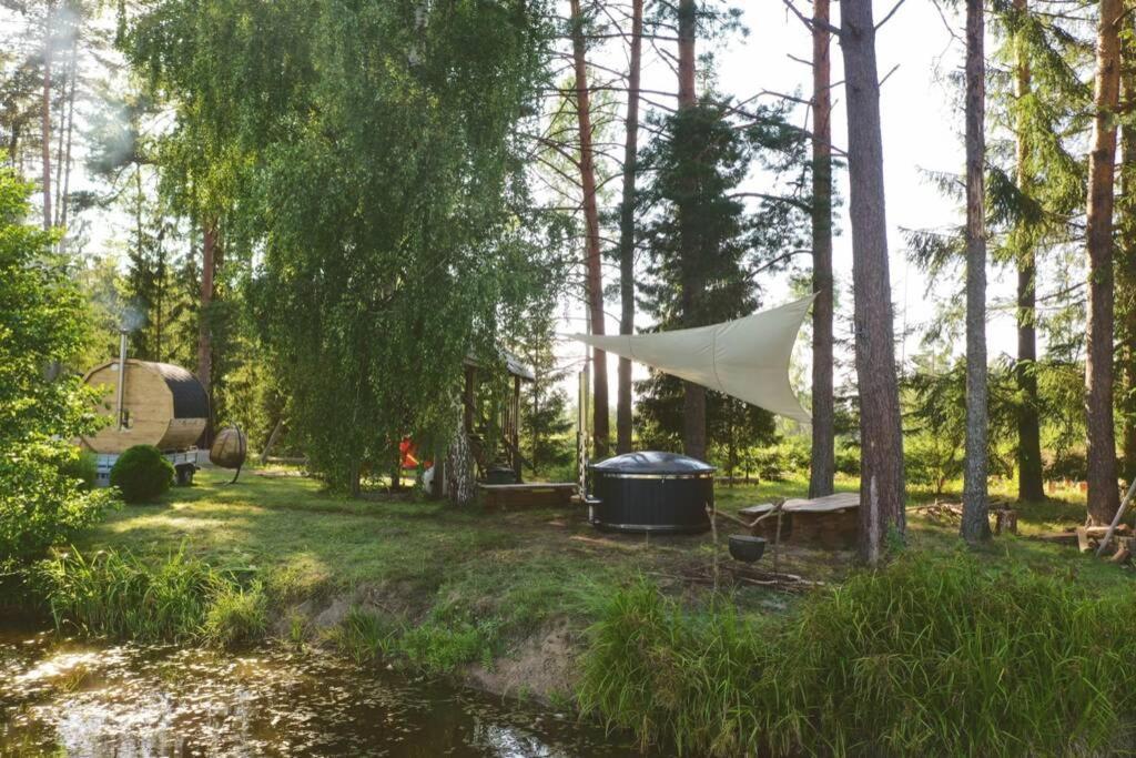 Dragon House In The Tree! Jacuzzi, Sauna ,Cinema,Heated Lici  Esterno foto