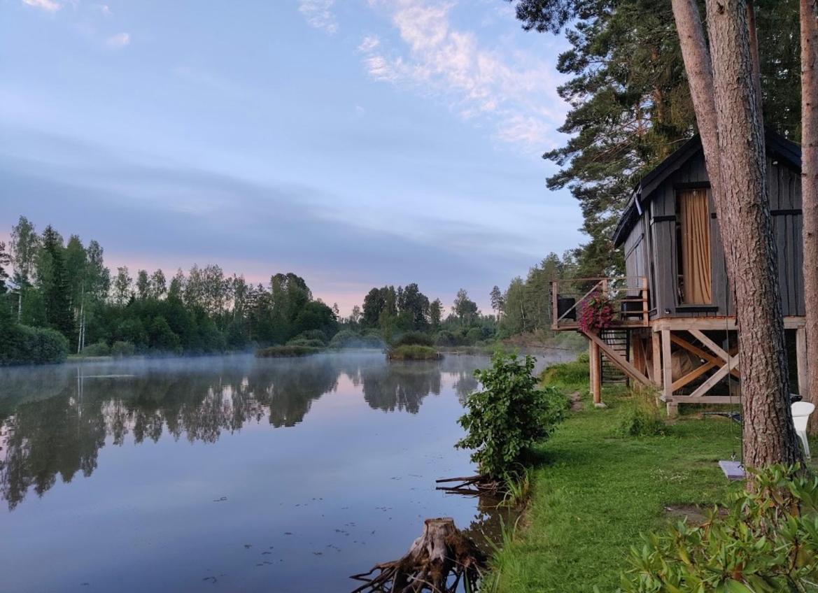 Dragon House In The Tree! Jacuzzi, Sauna ,Cinema,Heated Lici  Esterno foto
